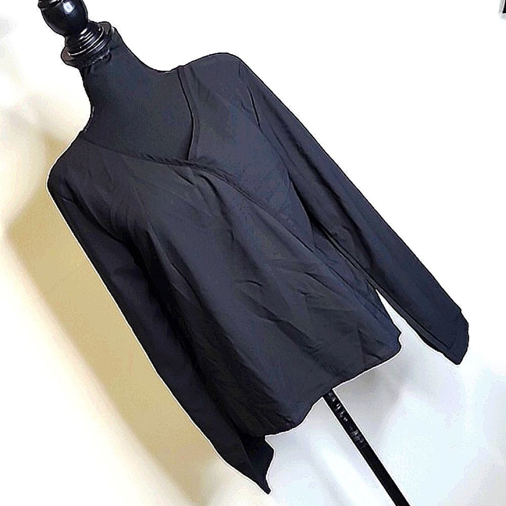 Black tunic polyester top with long sleeves, v neckline